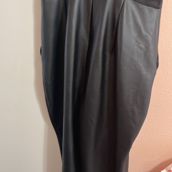 Black Express jumpsuit, size Large, EUC - Picture 5 of 5
